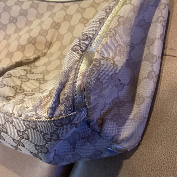 Gucci GG Canvas Abbey D-Ring Hobo Bag with Gold Trim, Authenticated with Cert - Picture 6 of 16